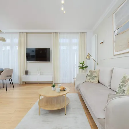 Apartamento Beautiful Parking By Renters Prestige Varsovia